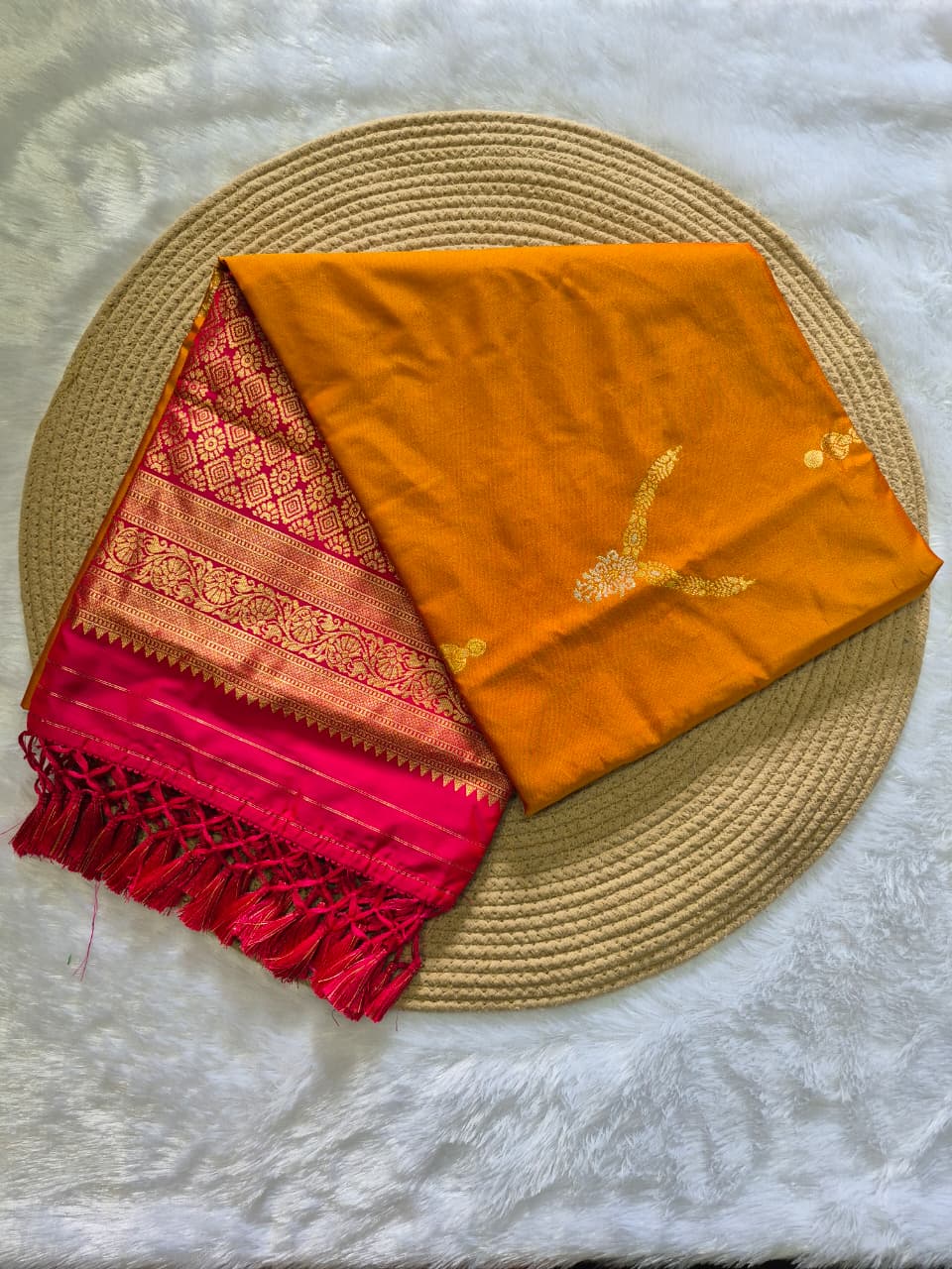 Exquisite Pure Soft Silk Saree – Luxurious Shine & Timeless Elegance