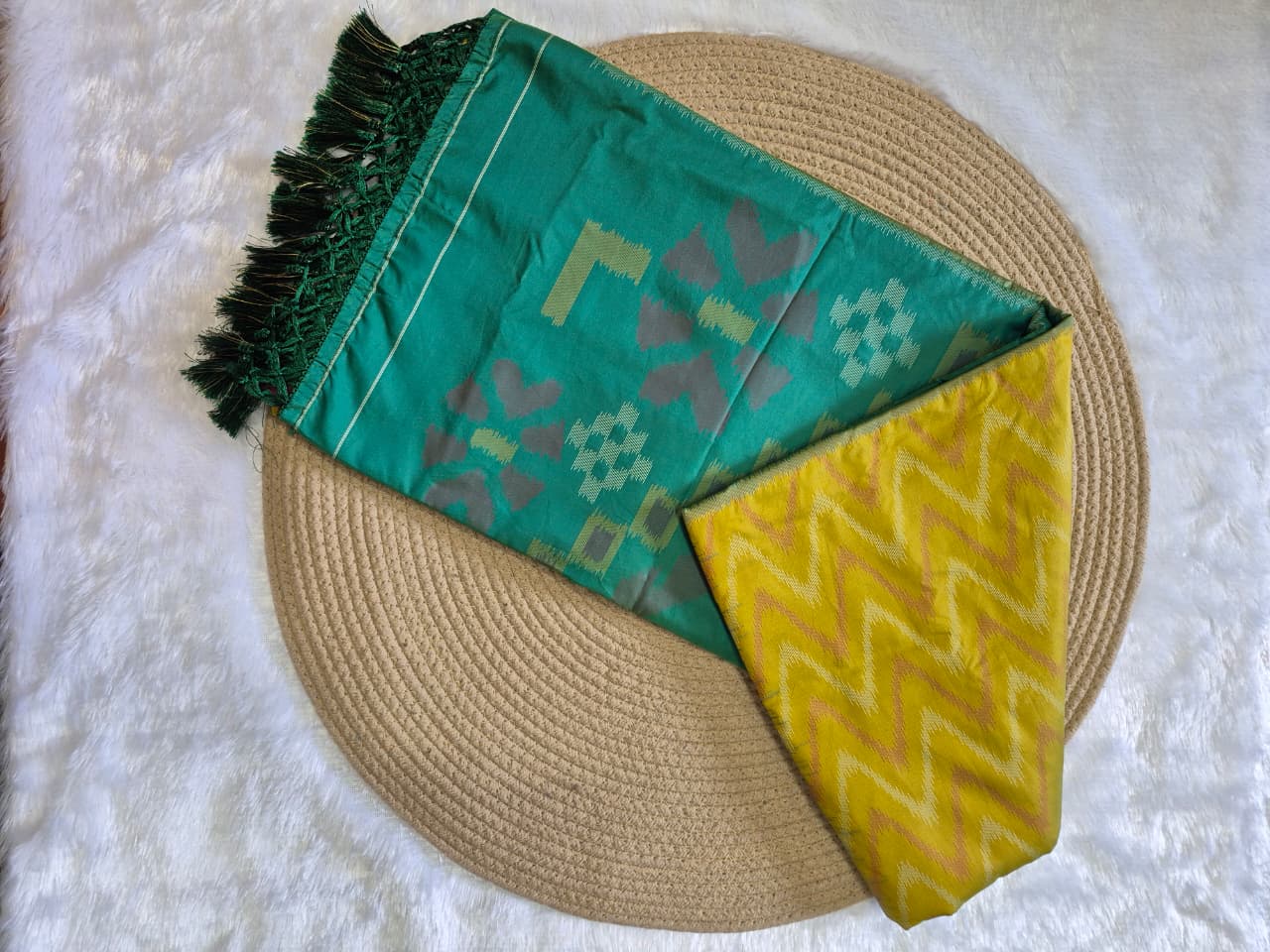 Royal Pure Silk Saree - Image 2